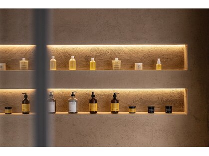 イェニ(YENI)の写真