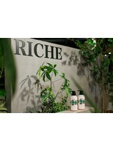 RICHE