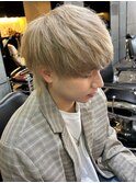 ホワイトベージュ ブリーチ ハイトーン マッシュ 20代【札幌】
