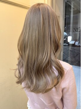 ネアー 新潟(NEER) レイヤーカット／ヘアアレンジ／透明感カラー／新潟駅