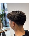 渋谷　フェード　リバースセンターパート　ニュアンスパーマ
