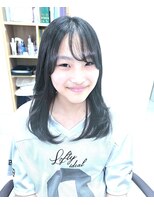 メタ(META)&nbsp;ILLITのメンバー様な女の子に韓国風カットをさせて頂きました♪