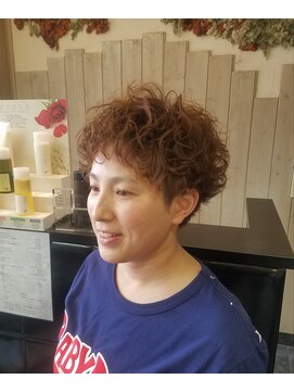 クオヴァディス(Quo VADIS) インパクトパーマ