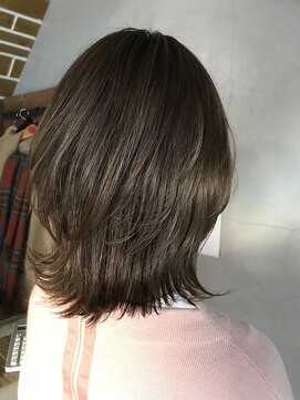 ペタル (PETAL) ミディアムベージュカラー