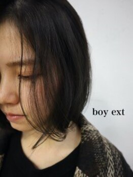 ボーイイーエックスティー(boyext)の写真/年齢とともに気になってきた、日々悩み続ける白髪・・・メンテナンスもお任せください！