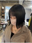 パッツとミニボブ外ハネ