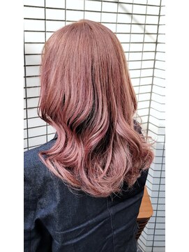 キザシ(KIZASI) オシャレさたっぷりの色は白髪ぼかしで叶う・スモーキーピンク