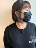 ブルーのインナーカラーにナチュラルボブ