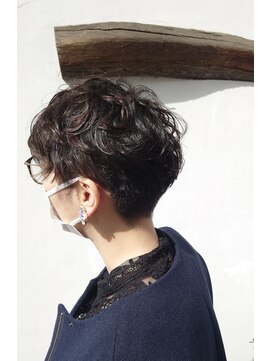ザザ(ZAZA) 刈り上げショートパーマstyle