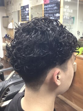 コダマ 新大塚店(KODAMA) スペインカールツーブロックパーマスタイル（ウルフ）新大塚