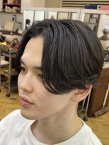 レボルトヘアー(R EVOLUT hair) センターパート/ニュアンスパーマ/シャドウパーマ/マッシュ/柏駅