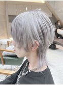 アッシュグレージュブリーチデザイン　ウルフショート　原宿