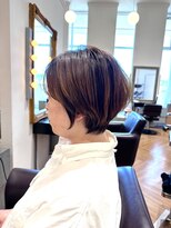 コワファースト させぼ五番街店(COIFF1RST) ハイライトショートボブ