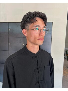 ヘアー アイス ルーチェ(HAIR ICI LUCE) メンズニュアンスパーマセンターパート清潔感夏カラー韓国 山中