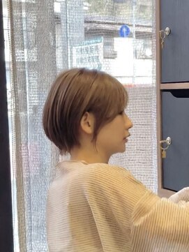 ミリュウ(Milieu) ハイトーンショート