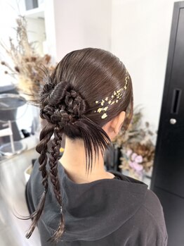 セブンスヘブン(SEVENTH HEAVEN)の写真/【似合わせヘアアレンジ￥4,400】話題のカチモリから愛されゆるふわまで、どの角度から見ても可愛いヘアに☆
