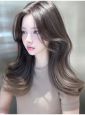グレージュカラー/ミディアムレイヤー/髪質改善/韓国巻き/韓国風