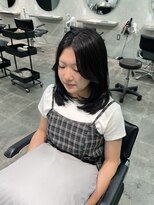 ジーニー 千葉(GENiE)&nbsp;ミディアムレイヤー/ダークブラック/カーテンバング/山本うらら