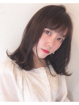 ザブックハンドサロン(The book hand salon) オリーブベージュ×ミディ