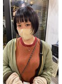 暗髪ミニボブ