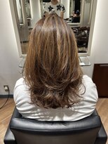 ビュートリアム 青山(BEAUTRIUM)&nbsp;動きたっぷりハイライト＋ナチュラルレイヤー