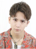 短髪アップバングツーブロック刈り上げメンズショート大人ヘア
