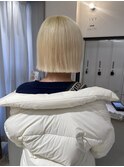 金髪ボブ　外ハネボブ　タッセルボブ