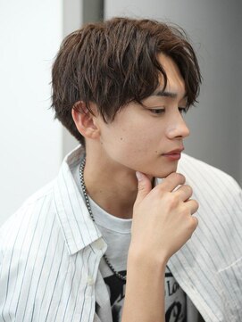 リップス 池袋(LIPPS) センターパート ツイスパ