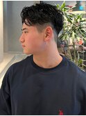 波巻きスパイラルパーマ ツーブロック メンズショート 束感 20代