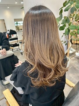 ソラ(SORA.) グラデーション/ハイライト/20代/30代/40代/ベージュ/ブリーチ