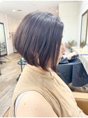 前下がり大人ボブ
