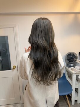 シンク オモテサンドウ(sync omotesando) 赤み消しオリーブベージュ　20代30代