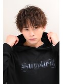 束感が輝く波巻きパーマ