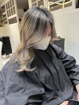 髪屋 紬&nbsp;ホワイトバレイヤージュ/バレイヤージュ