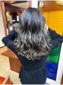 グレージュハイライト