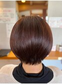 ショートボブ×ピンクベージュ×うるツヤトリートメント
