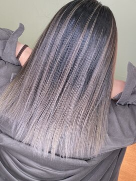 メリー ひたちなか(MERRY) ほつれ感×前下がり☆レトロニュアンスな70’sお洒落ショート