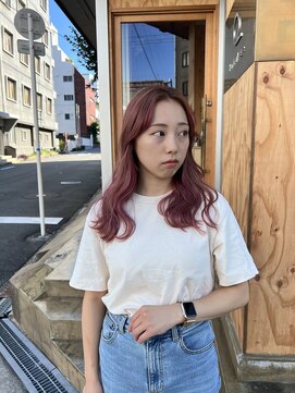 ネキ(neki) 波巻きセミロング