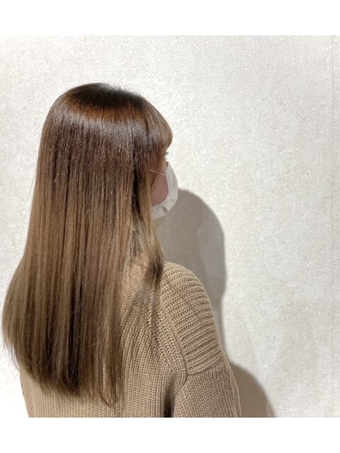 サラサラストレートヘアー