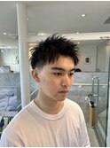 10代20代30代スパイキーショート短髪ツーブロック黒髪イケメン