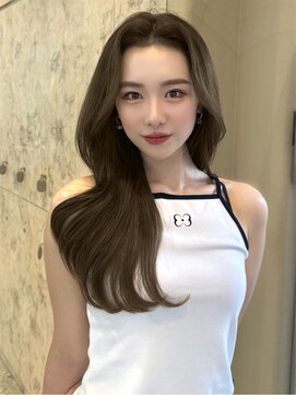 シーシンジュク 新宿南口(Sea shinjuku) 韓国風前髪×レイヤーカット【新宿/前髪/レイヤーカット】