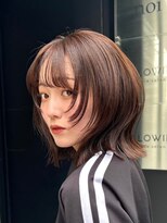 ノイ(noi)&nbsp;顔周りレイヤーカットくびれヘアミルクティーベージュカラー