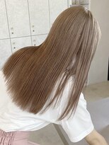 アム(am)&nbsp;大人シアーベージュミニウルフボブミディアムレイヤー