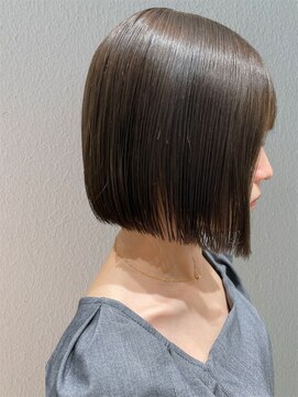 シロ 鯖江店(shiro) 【間宮】前下がりボブ/きりっぱなし