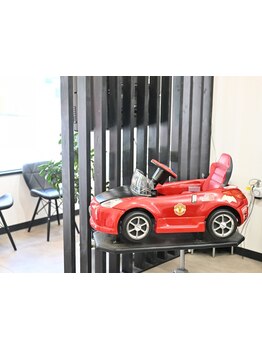 【新中野/中野富士見町】お子様連れの方も大歓迎！キッズカットもお任せ下さい◎親子でスタイルチェンジ★