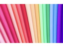 パーソナルカラー診断であなたに似合うカラーを見つけませんか？