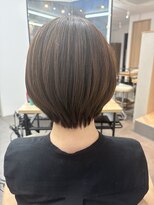 ヒストリー 元住吉(History) 丸みショートボブ 大人くびれ艶髪スタイル