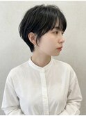 秋カラー×小顔効果◎黒髪ナチュラルショートで大人美人に