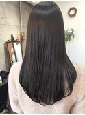 ハンサムショートレイヤーカットミルクティーベージュハイトーン