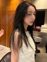 ネスト(NEST)&nbsp;レイヤーカット×透明感グレージュ×髪質改善ストレート